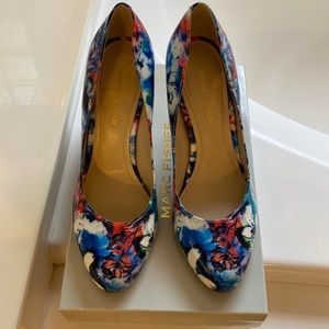 Marc Fisher Mfulessa floral pumps